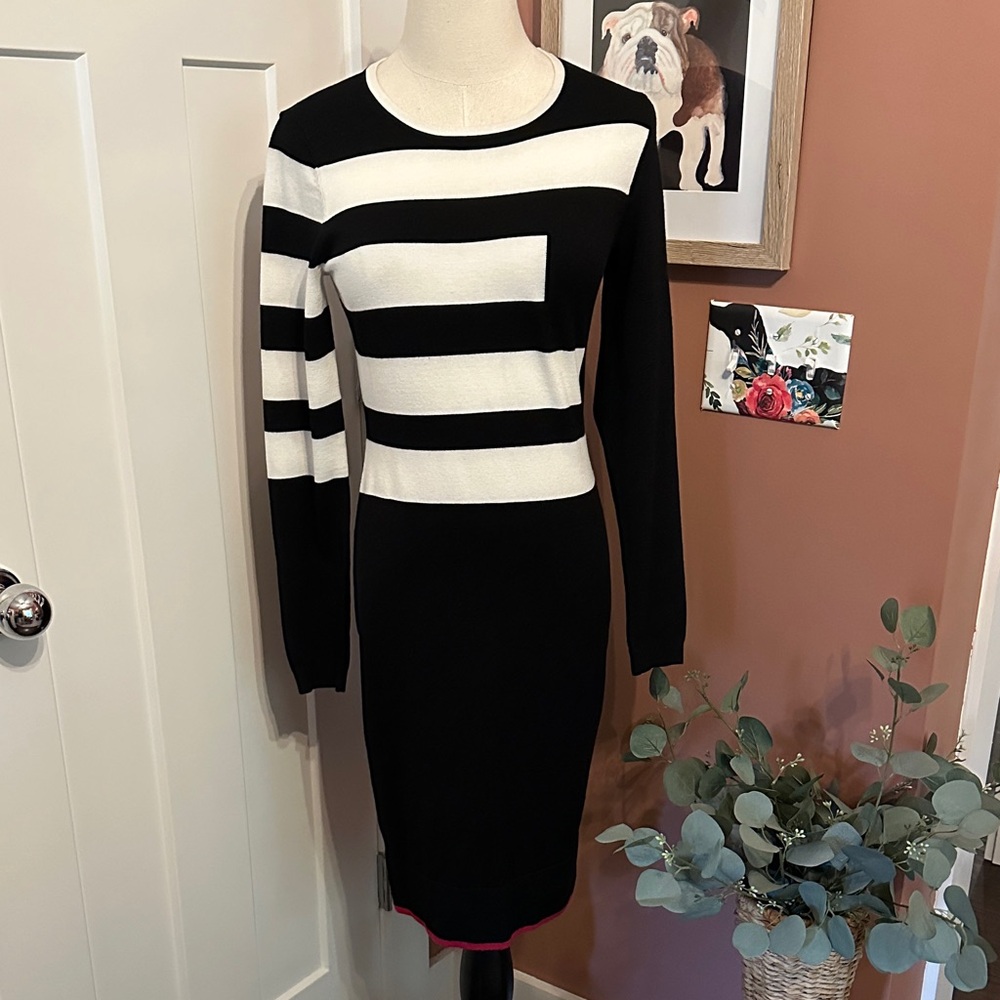 Karen Millen Black and White Striped Long Sleeve bodycon midi M knit Dress